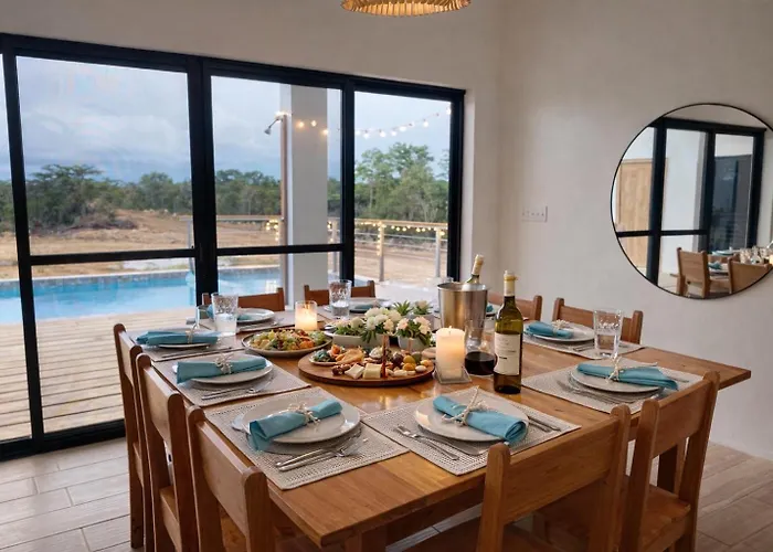 Villa Private Pool And In Meals Near Secret